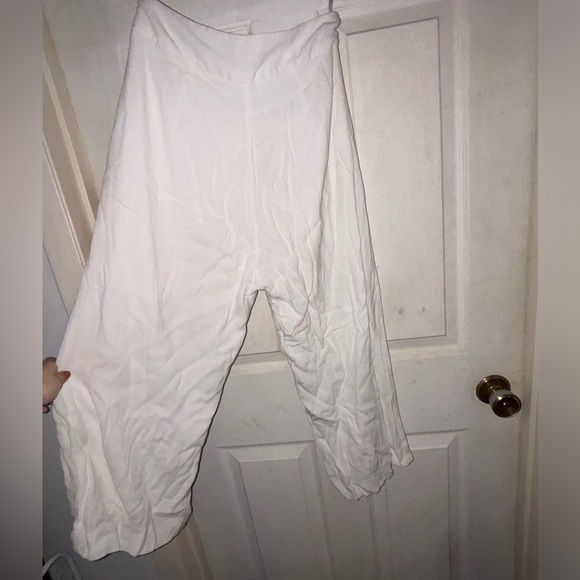 STUDIO F Linen White Capri pants - Picture 5 of 5